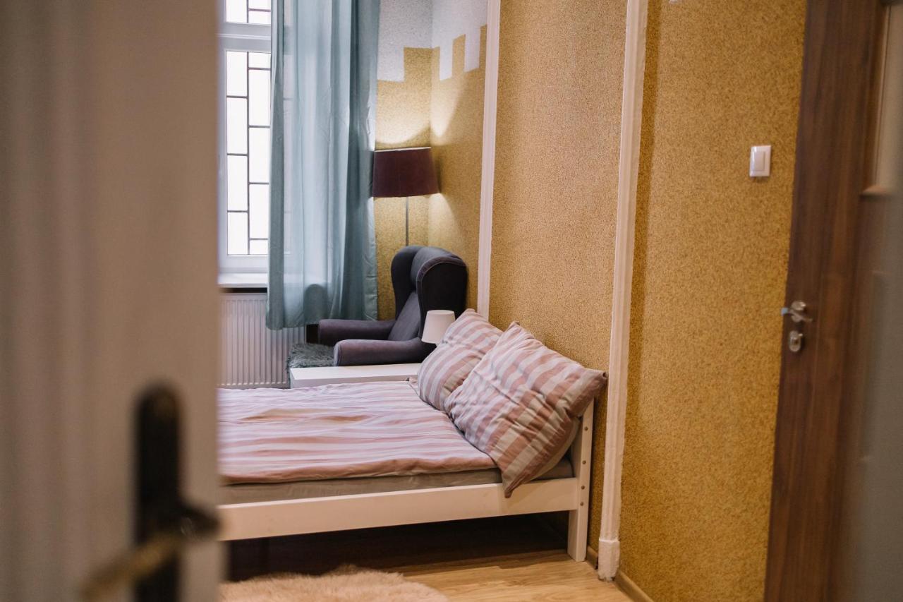West13 Guest Rooms Krakow Exterior photo