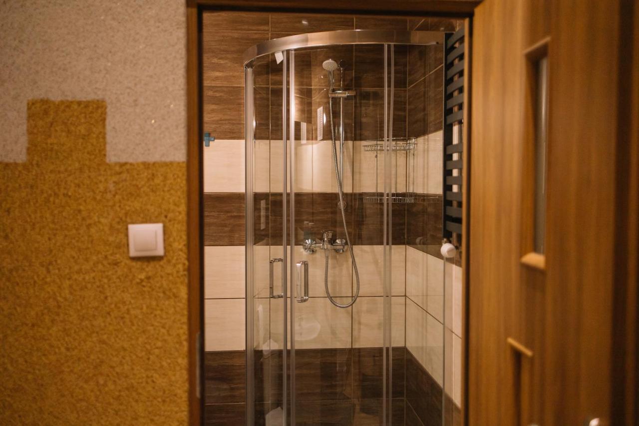 West13 Guest Rooms Krakow Exterior photo