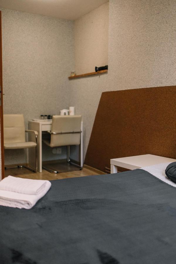 West13 Guest Rooms Krakow Exterior photo