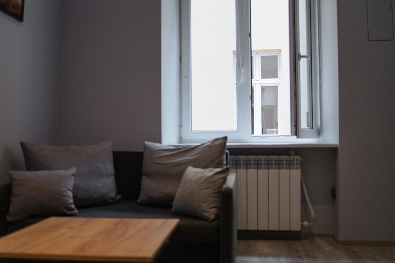 West13 Guest Rooms Krakow Exterior photo